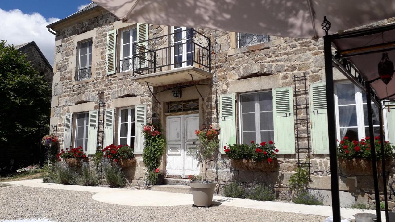 La Maison Bourgeoise Saint-Priest-des-Champs Exterior foto